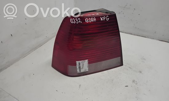 Volkswagen Bora Rear/tail lights 1J5945095N