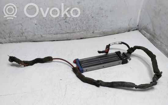 Volkswagen PASSAT B5.5 Electric cabin heater radiator 3B0963235 H42664324J