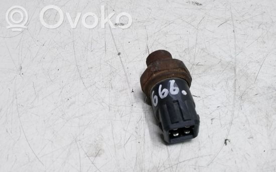 Volkswagen PASSAT B5 Air conditioning (A/C) pressure sensor 8D0959482A TDP302QADGI