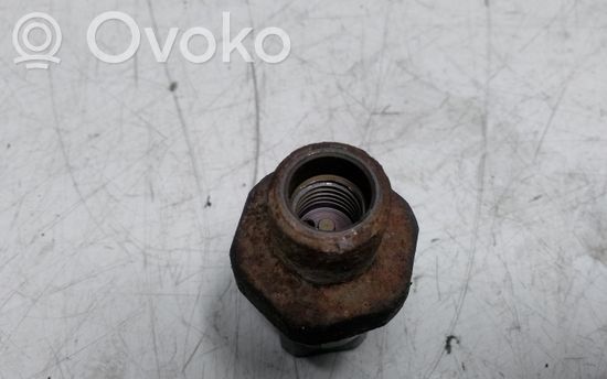 Volkswagen PASSAT B5 Air conditioning (A/C) pressure sensor 8D0959482A TDP302QADGI