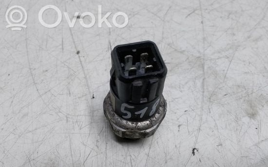 Volkswagen PASSAT B5.5 Air conditioning (A/C) pressure sensor 8D0959482B TDP302QADG2