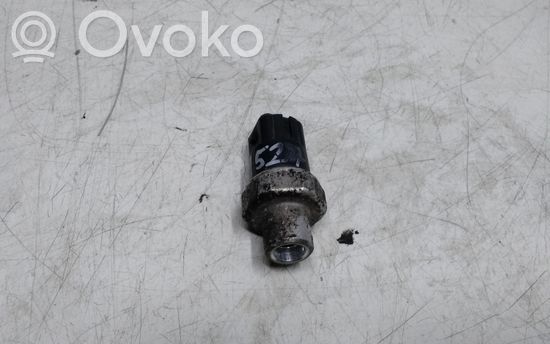 Volkswagen PASSAT B5.5 Air conditioning (A/C) pressure sensor 8D0959482B TDP302QADG2