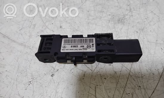 Mercedes-Benz S W220 Airbag deployment crash/impact sensor 0028200826