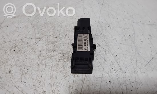 Mercedes-Benz S W220 Airbag deployment crash/impact sensor 0028200826