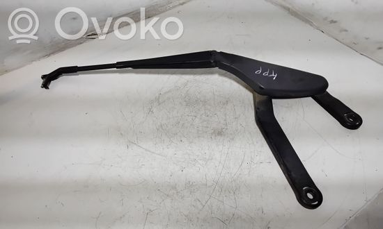 Mercedes-Benz S W220 Front wiper blade arm A2208203644