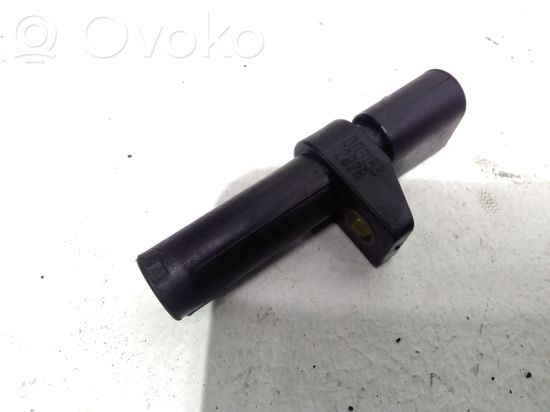 Mercedes-Benz S W220 Crankshaft position sensor 0031532828