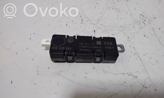 Volkswagen PASSAT CC Aerial antenna amplifier 3C8035552 920097101