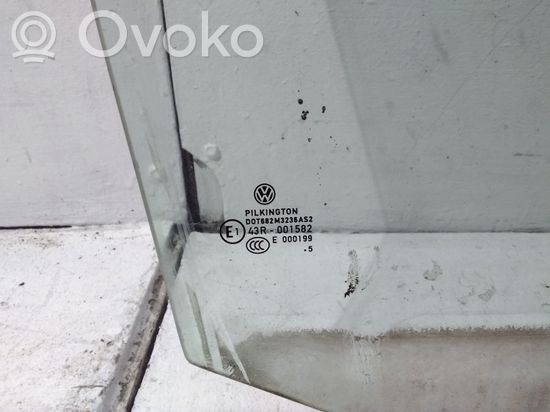 Volkswagen Touran I Front door window glass four-door