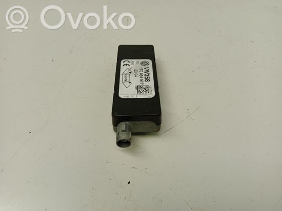 Volkswagen Touran I Aerial antenna amplifier 1T0035577