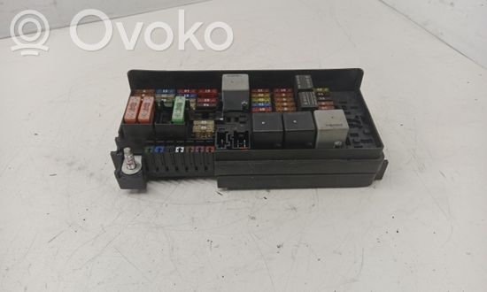 Mercedes-Benz ML W164 Fuse module A1645400272