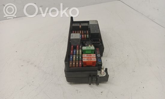 Mercedes-Benz ML W164 Fuse module A1645400272