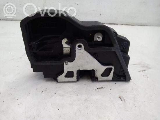 BMW 1 E81 E87 Front door lock A053702