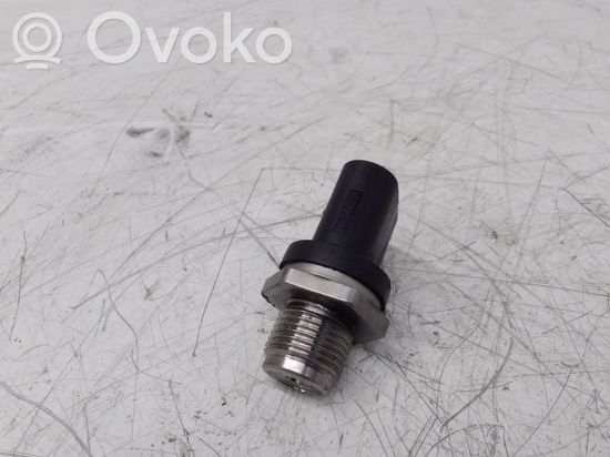 BMW 1 E81 E87 Fuel pressure sensor 0281002948