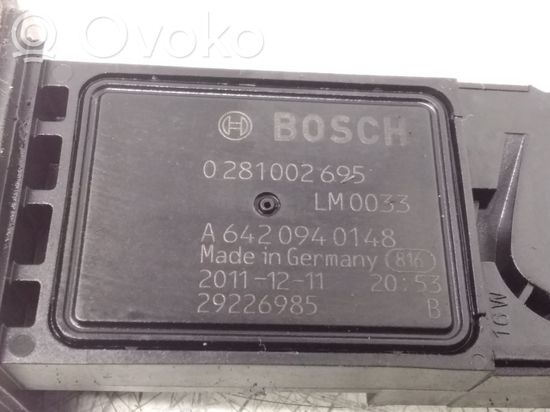 Mercedes-Benz R W251 Mass air flow meter A6420940148 0281002695