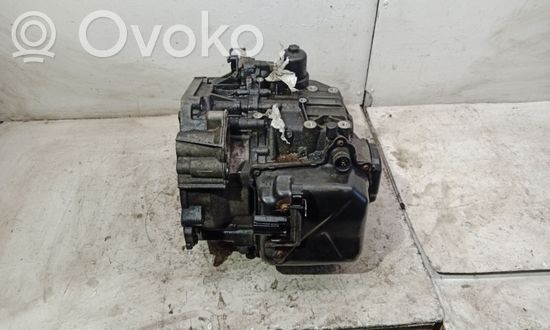 Volkswagen PASSAT B6 Automatic gearbox JPJ 3180