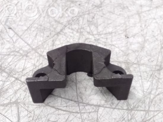 BMW 5 E60 E61 Fuel Injector clamp holder