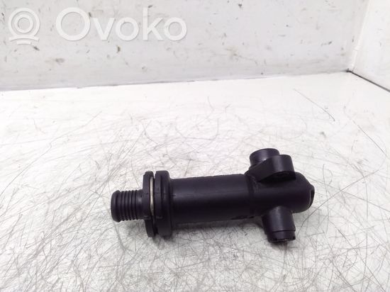 BMW 5 E60 E61 Engine coolant pipe/hose