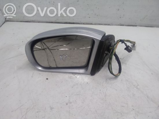 Mercedes-Benz E W211 Front door electric wing mirror 413133419