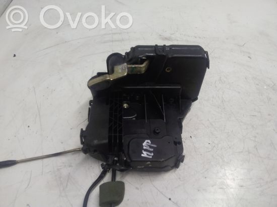 Mercedes-Benz E W211 Front door lock 2117200535013