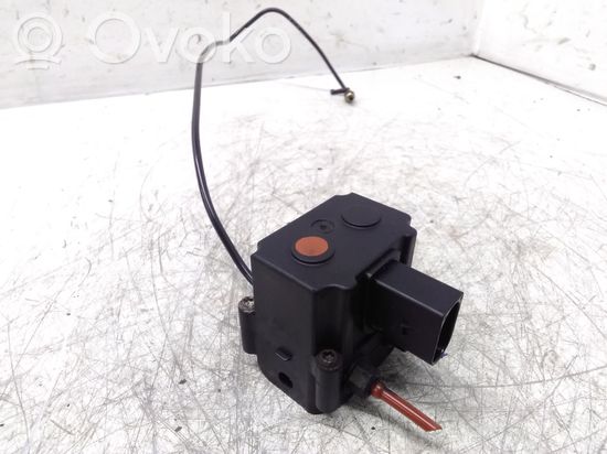 BMW 5 E60 E61 Air suspension valve block