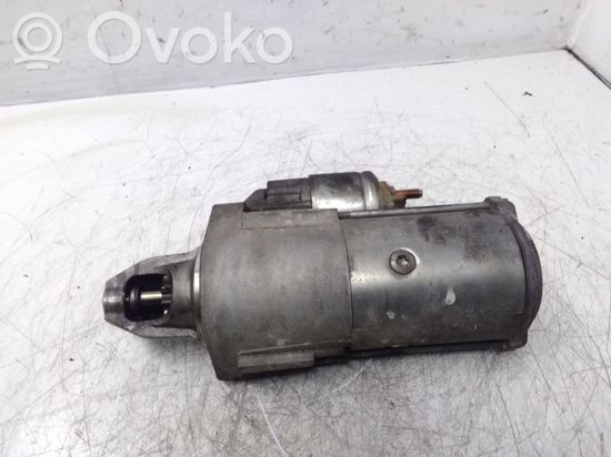 Mercedes-Benz E W211 Starter motor A0051518901