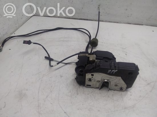 Mercedes-Benz E W211 Front door lock 2117200535013