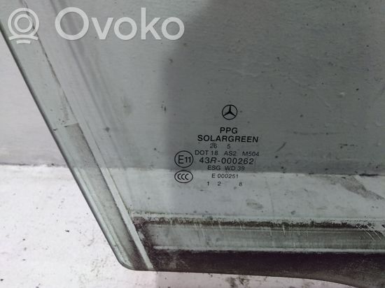 Mercedes-Benz R W251 Front door window glass four-door