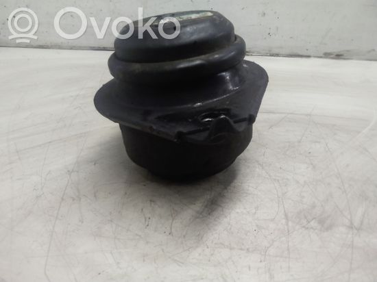 Mercedes-Benz R W251 Engine mount bracket A2512402717