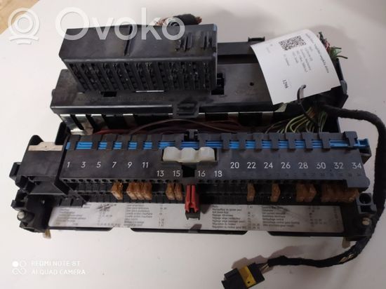 BMW 5 E39 Fuse module 8364542 8387153 8364540