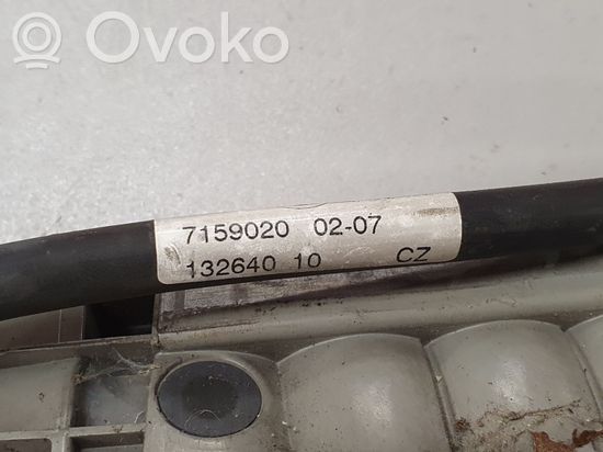 BMW 3 E90 E91 Third/center stoplight 7159020 13264010