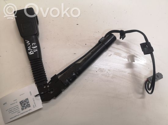 BMW 1 E81 E87 Front seatbelt buckle 38044477F 33037877H 9119542
