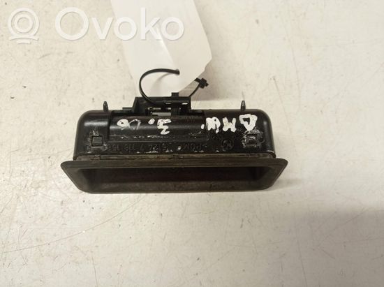BMW 3 E90 E91 Tailgate opening switch 51247118158