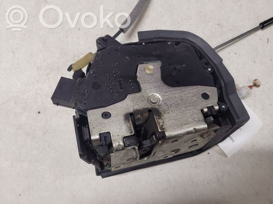 BMW X5 E53 Rear door lock 8402602