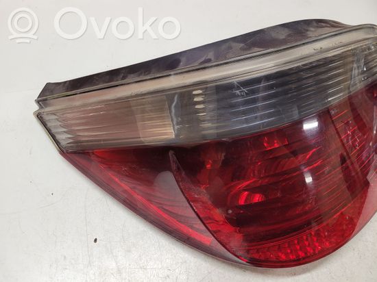 BMW 5 E60 E61 Rear/tail lights 6910767