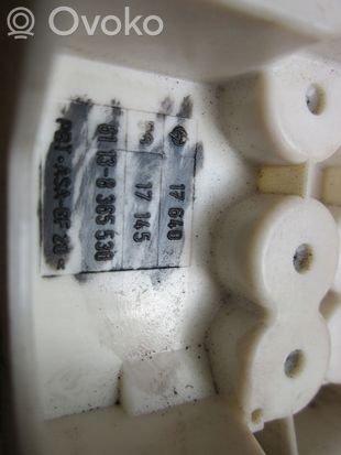 BMW 5 E39 Fuse module 8365530