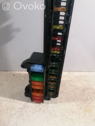 BMW 5 E60 E61 Fuse module 6557330