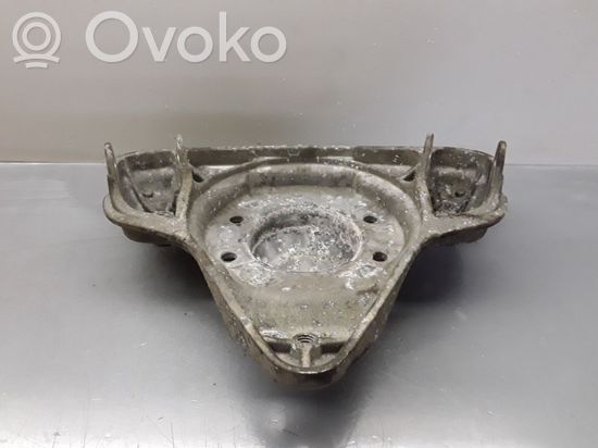 Volkswagen PASSAT B5.5 Front upper strut mount
