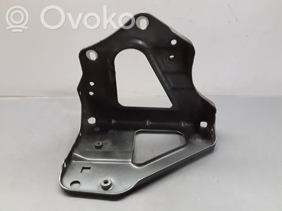 Audi A6 S6 C6 4F Fender mounting bracket 4F0821136A