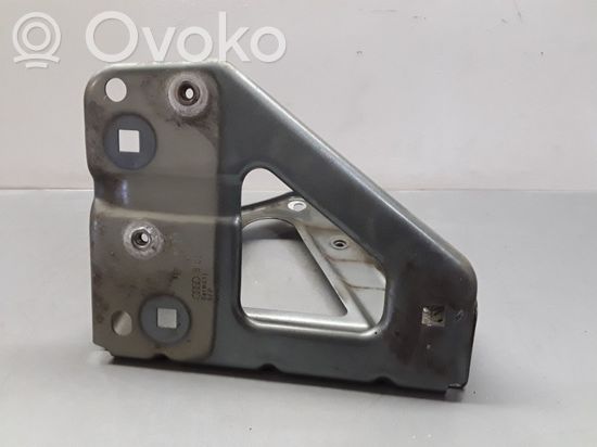 Audi A6 S6 C6 4F Fender mounting bracket 4F0821136A