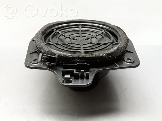 Audi A4 S4 B7 8E 8H Subwoofer speaker 8H0035411B