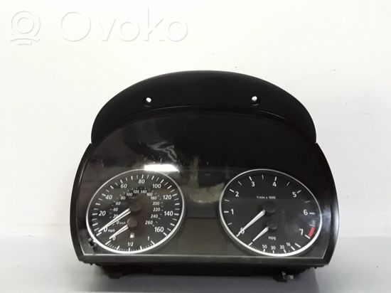 BMW 3 E90 E91 Speedometer (instrument cluster) 684000320 697465201