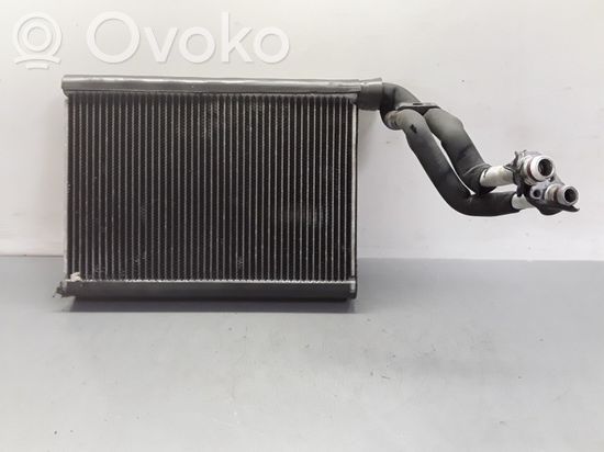 BMW 3 E90 E91 Air conditioning (A/C) radiator (interior) 04G19B2073