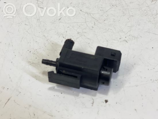 BMW 3 E90 E91 Turbo solenoid valve 70231800 10T292 7810831
