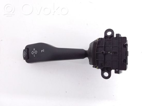 BMW 5 E39 Indicator stalk 8363668K 01104010