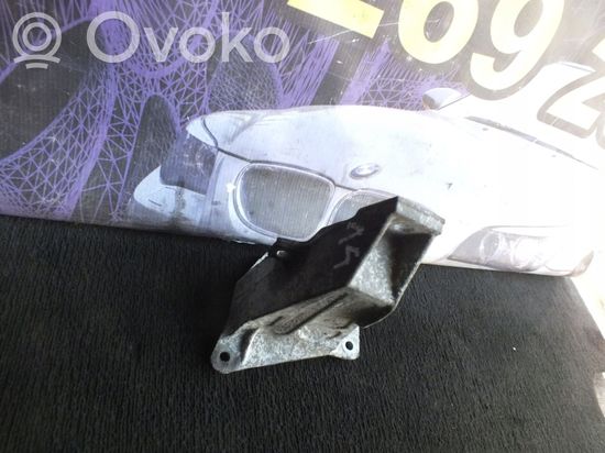 BMW 3 E46 Engine mounting bracket 6754185
