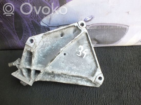 BMW 3 E90 E91 Engine mounting bracket 6760311