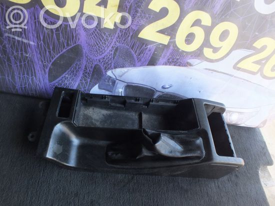 BMW 3 E46 Center console 8230955