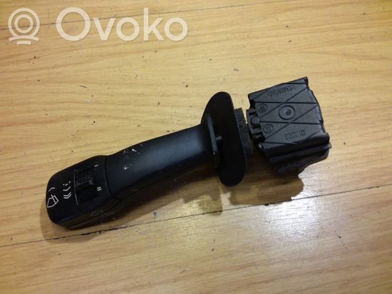 BMW 5 E39 Wiper control stalk 8352013