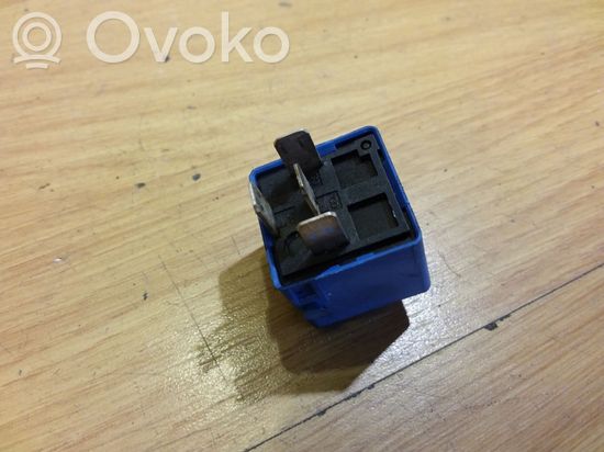 BMW 5 E39 Other relay 61368364581