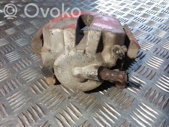BMW 5 E39 Front brake caliper 6022296